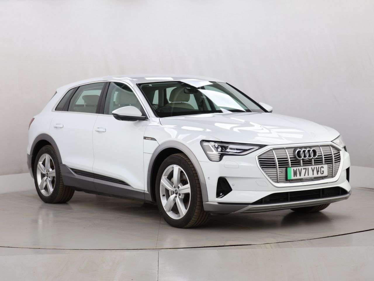 2021 AUDI E-TRON 2021 AUDI E-TRON