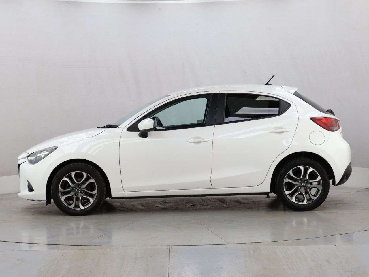 2015 MAZDA MAZDA2 2015 MAZDA MAZDA2