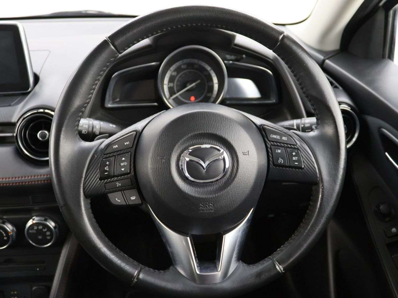 2015 MAZDA MAZDA2 2015 MAZDA MAZDA2