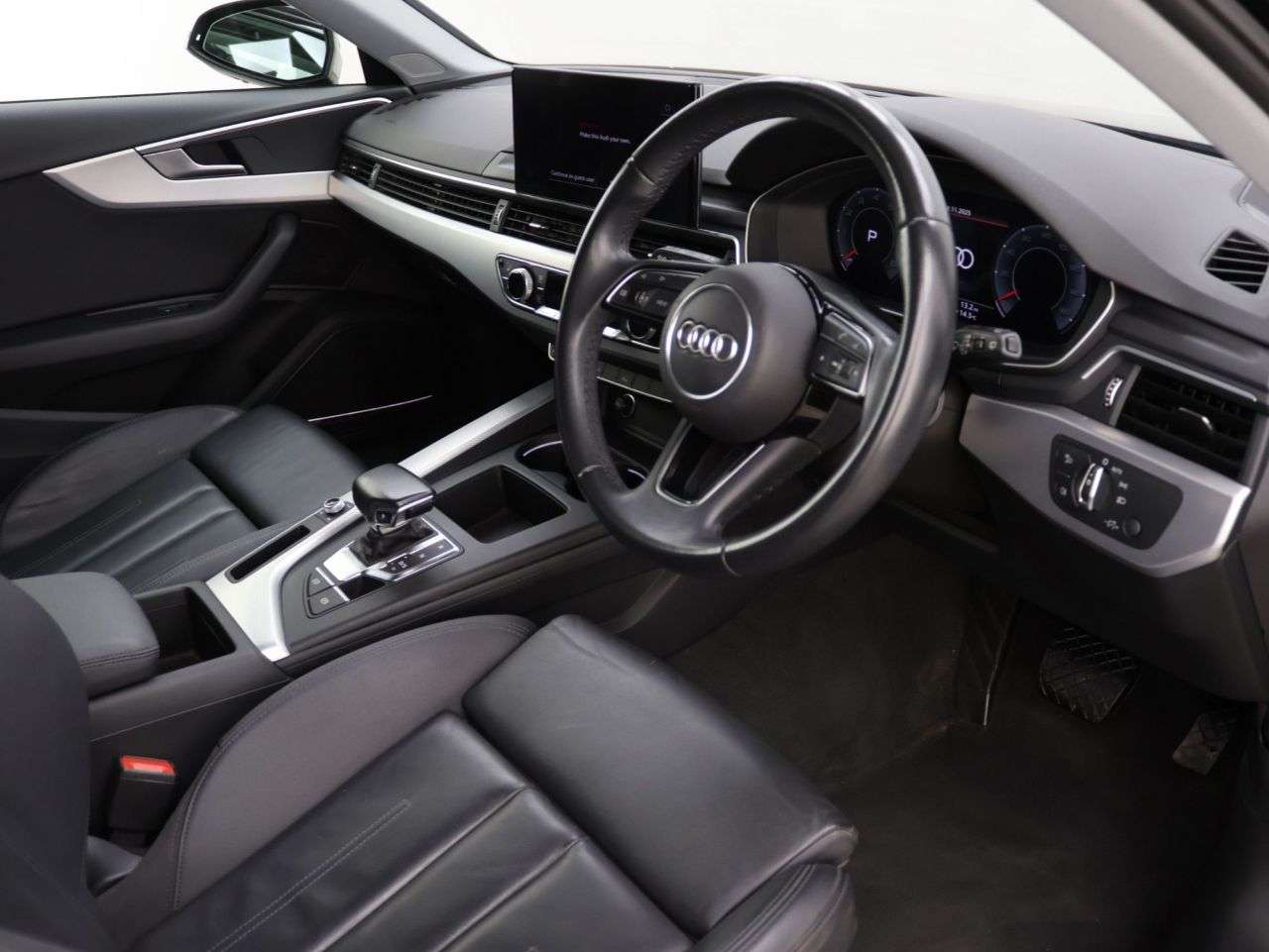 2022 AUDI A4 AVANT 2022 AUDI A4 AVANT