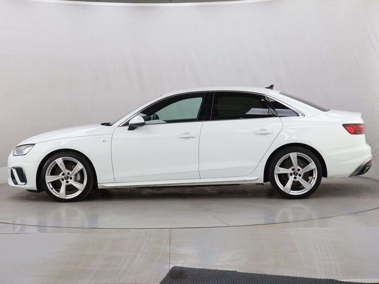 2022 AUDI A4 2022 AUDI A4