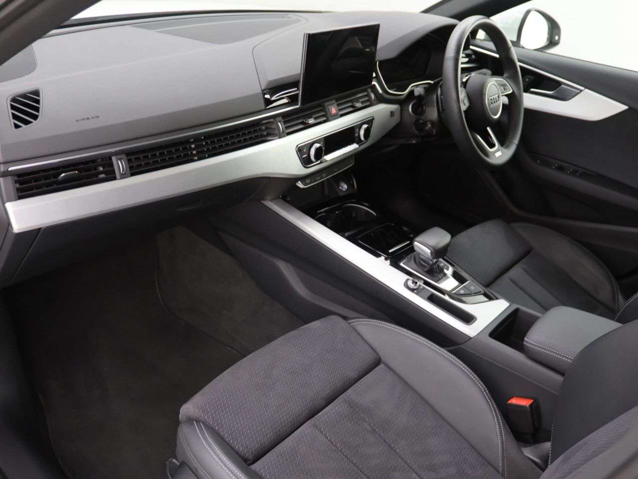 2022 AUDI A4 2022 AUDI A4