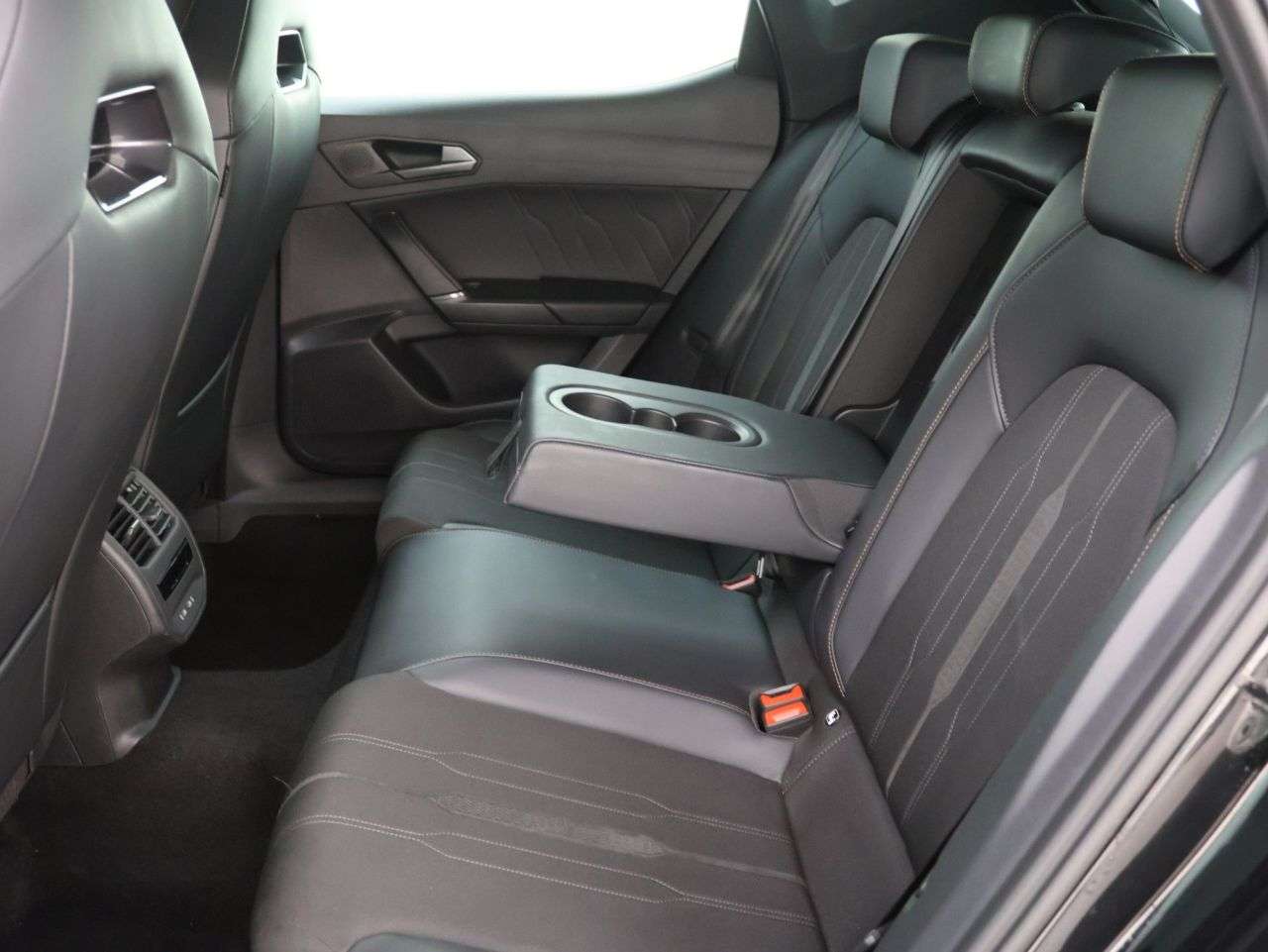 2023 CUPRA LEON 2023 CUPRA LEON