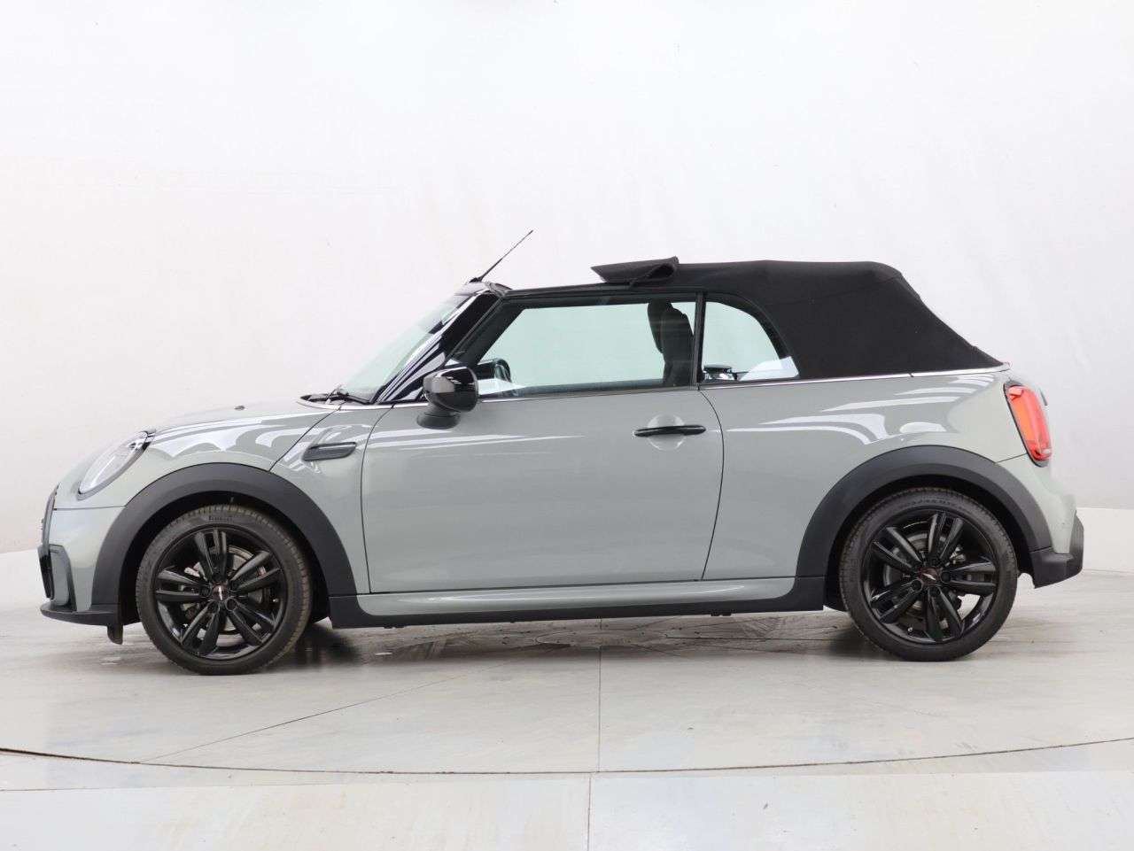 2021 MINI CONVERTIBLE 2021 MINI CONVERTIBLE