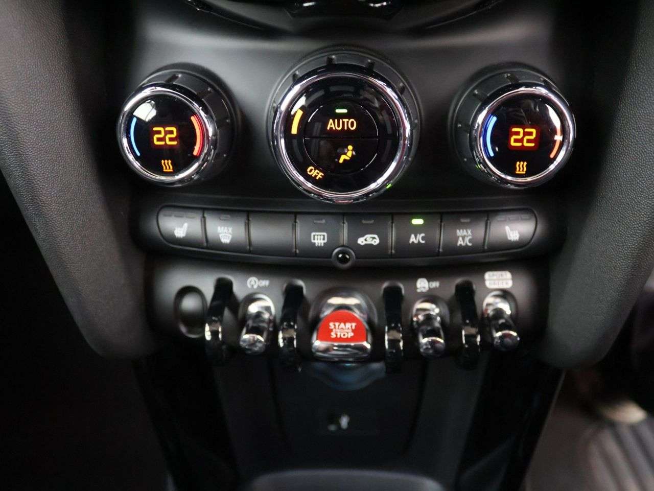 2021 MINI CONVERTIBLE 2021 MINI CONVERTIBLE