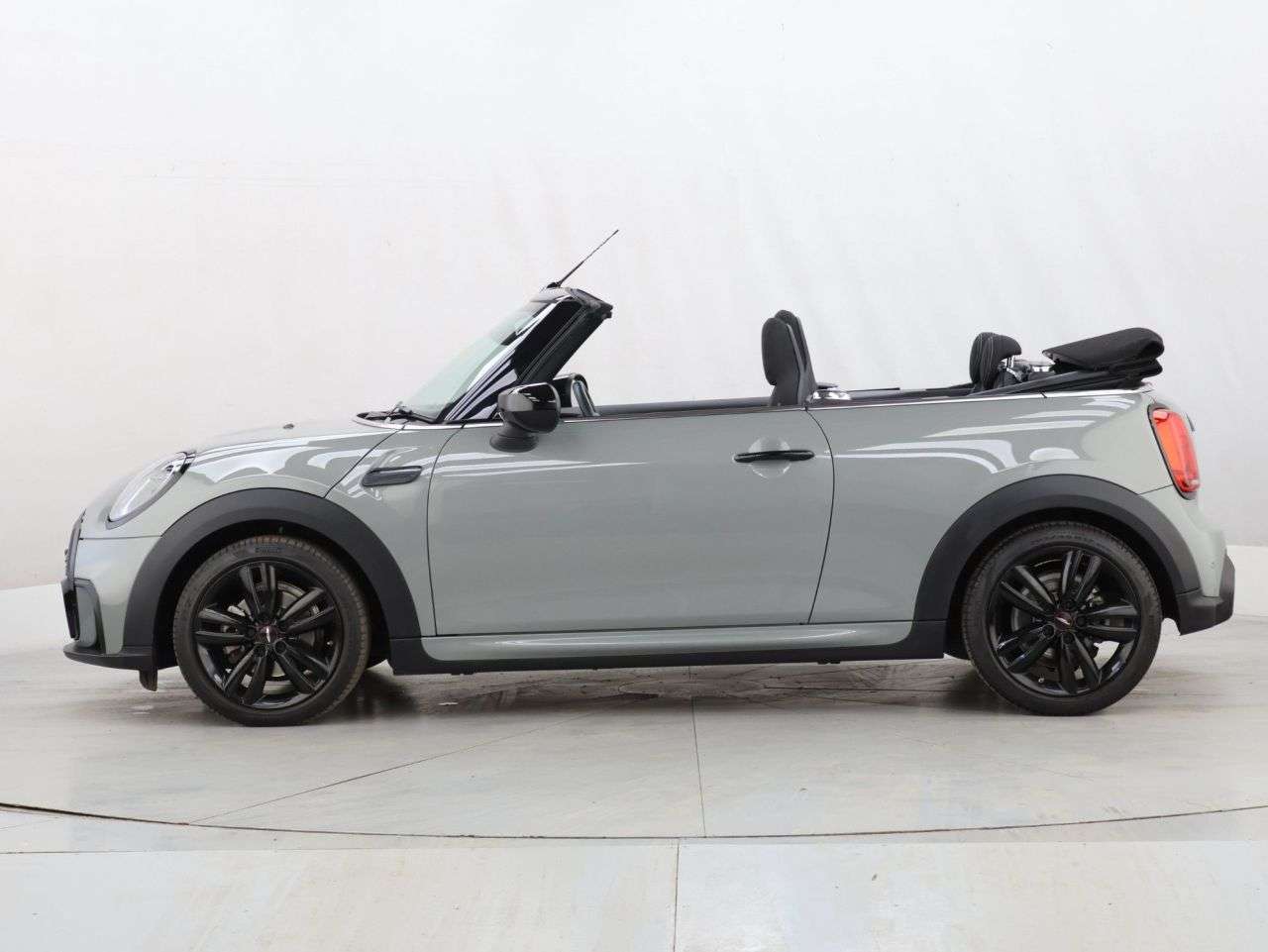 2021 MINI CONVERTIBLE 2021 MINI CONVERTIBLE
