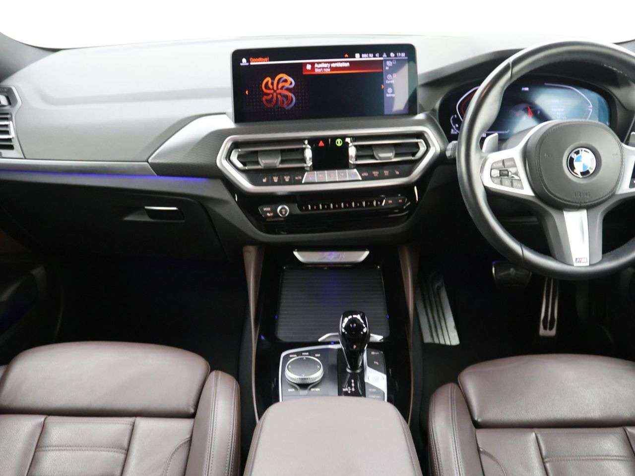 2022 BMW X4 2022 BMW X4