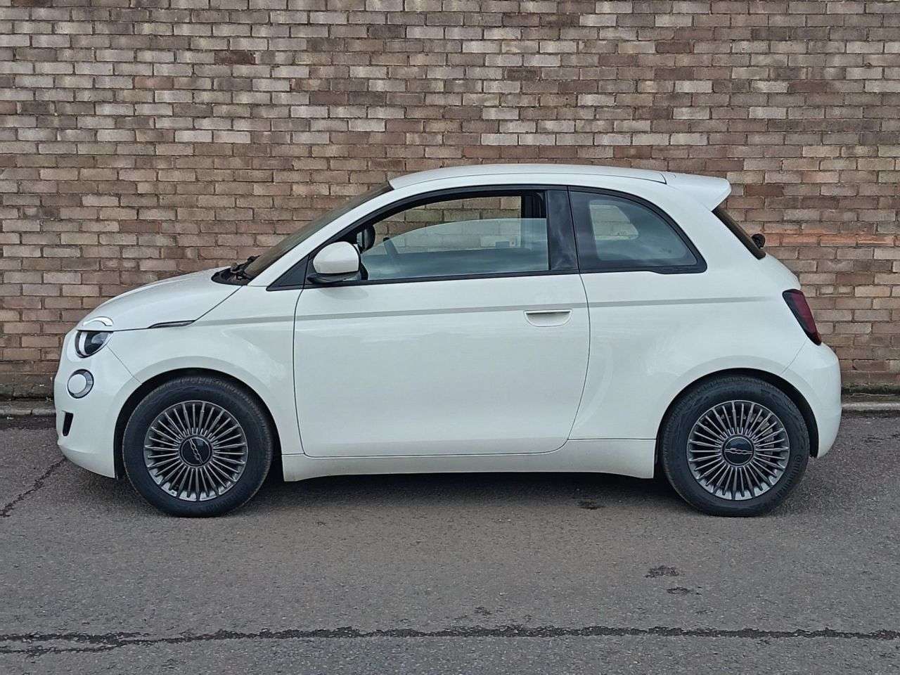 2022 FIAT 500E 2022 FIAT 500E