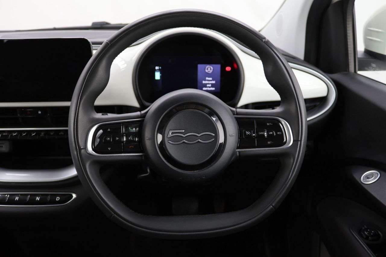 2022 FIAT 500E 2022 FIAT 500E