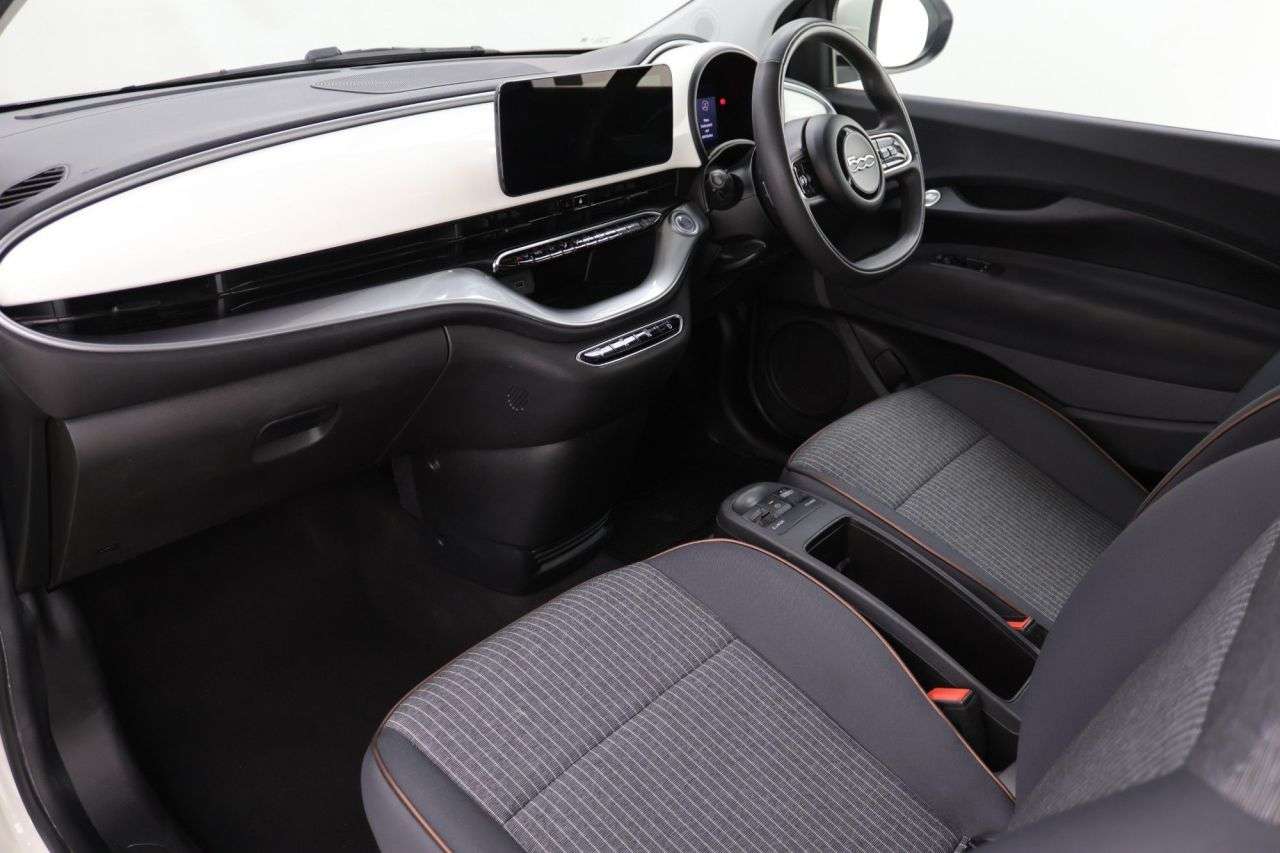 2022 FIAT 500E 2022 FIAT 500E