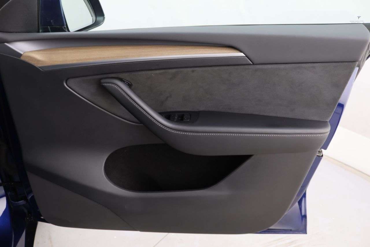 2022 TESLA MODEL Y 2022 TESLA MODEL Y