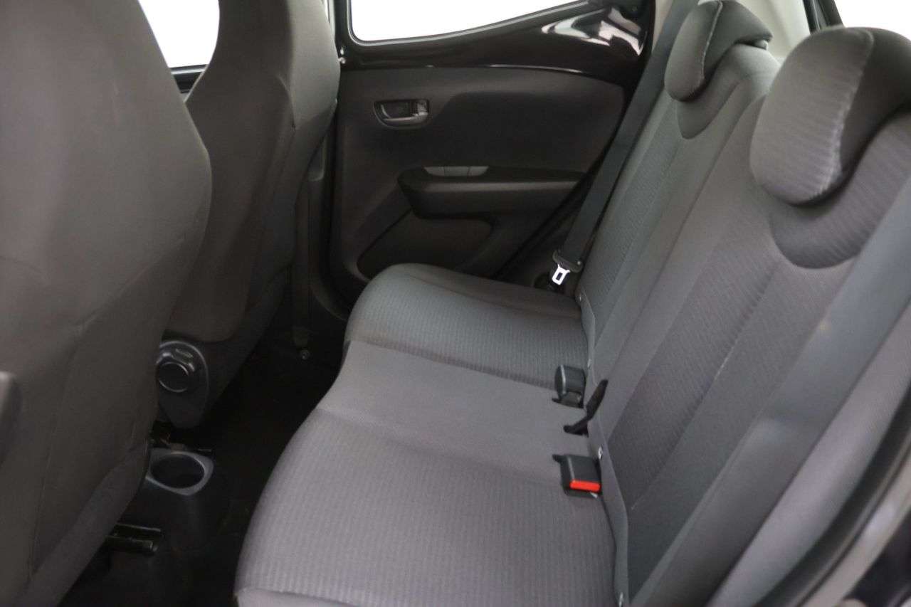 2021 TOYOTA AYGO 2021 TOYOTA AYGO