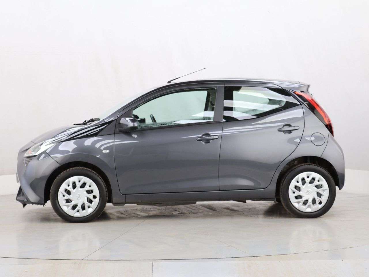 2021 TOYOTA AYGO 2021 TOYOTA AYGO