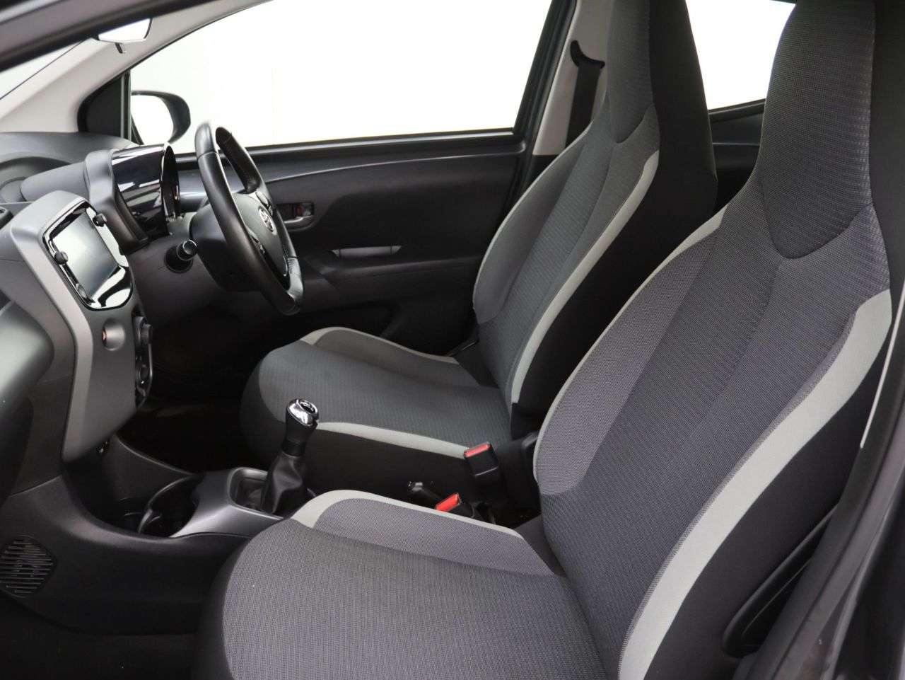 2021 TOYOTA AYGO 2021 TOYOTA AYGO