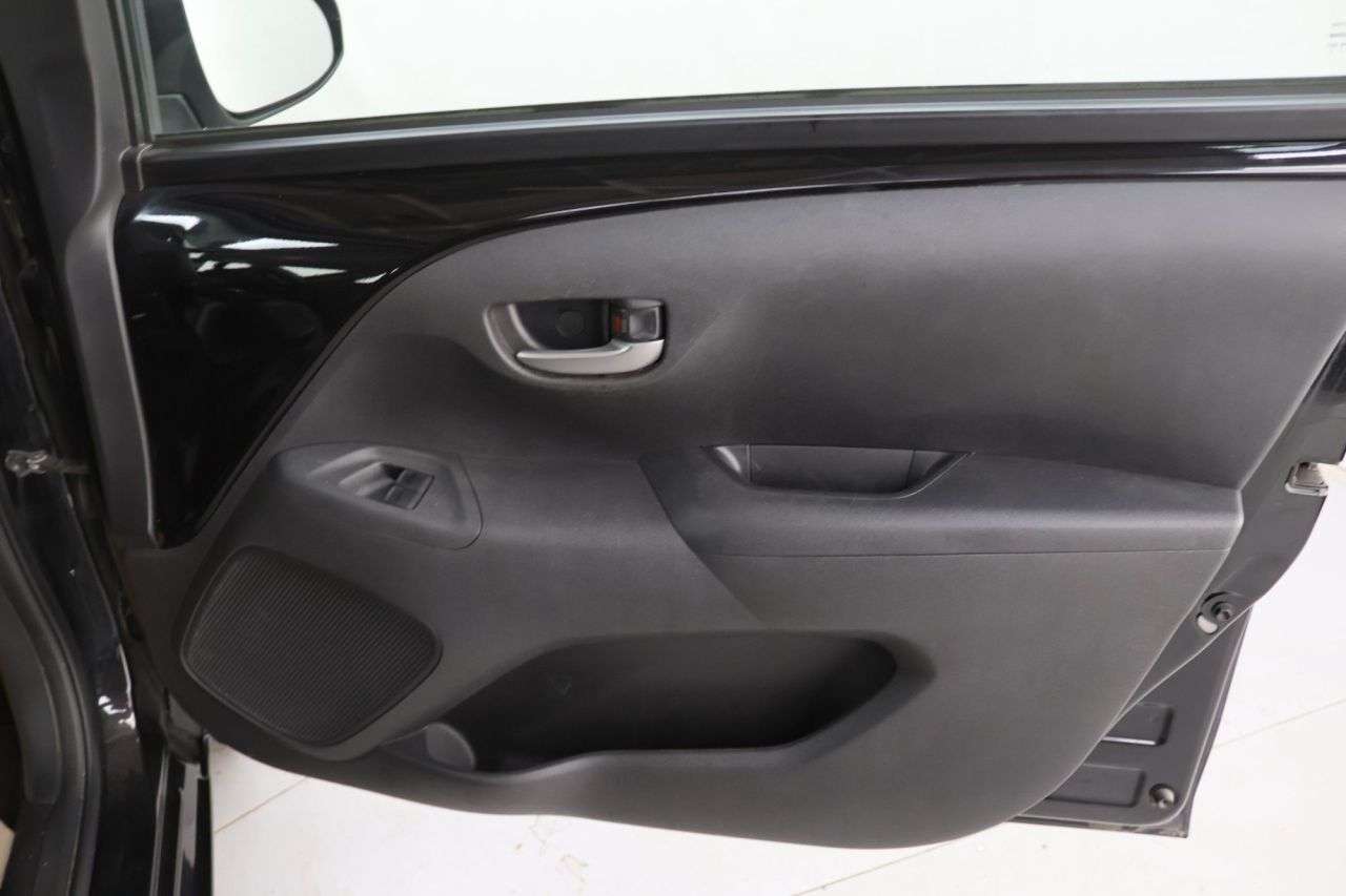 2021 TOYOTA AYGO 2021 TOYOTA AYGO