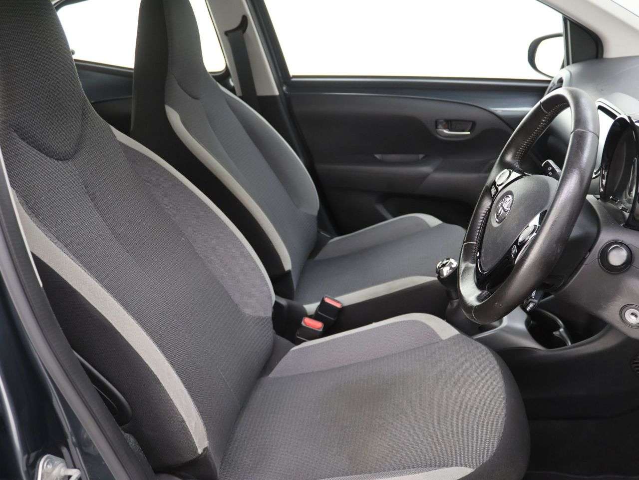 2021 TOYOTA AYGO 2021 TOYOTA AYGO