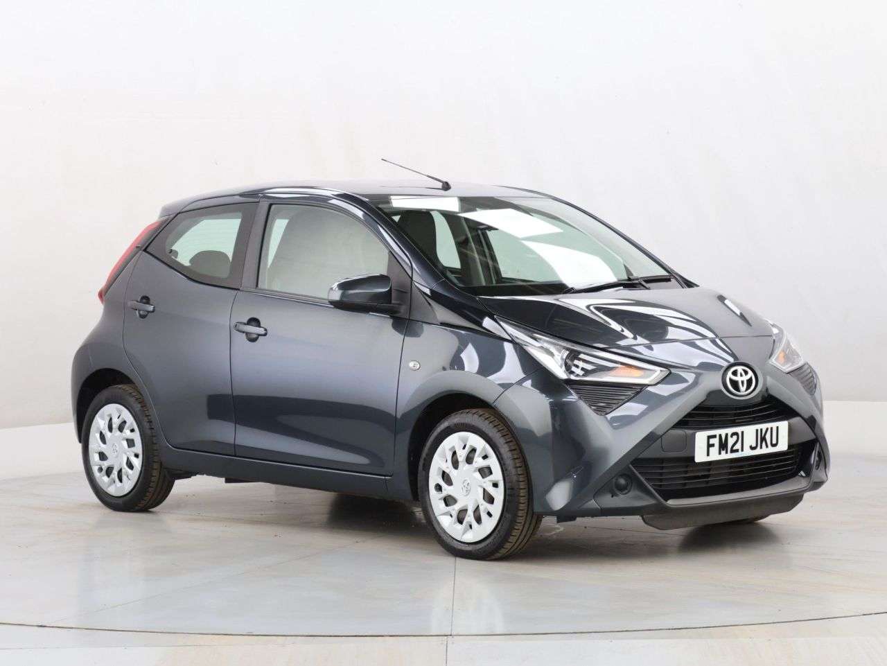 2021 TOYOTA AYGO 2021 TOYOTA AYGO