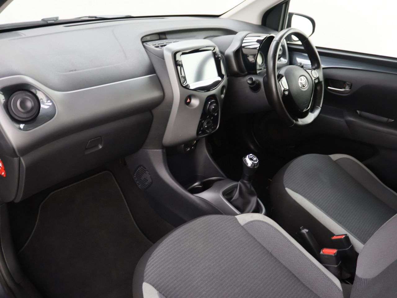 2021 TOYOTA AYGO 2021 TOYOTA AYGO