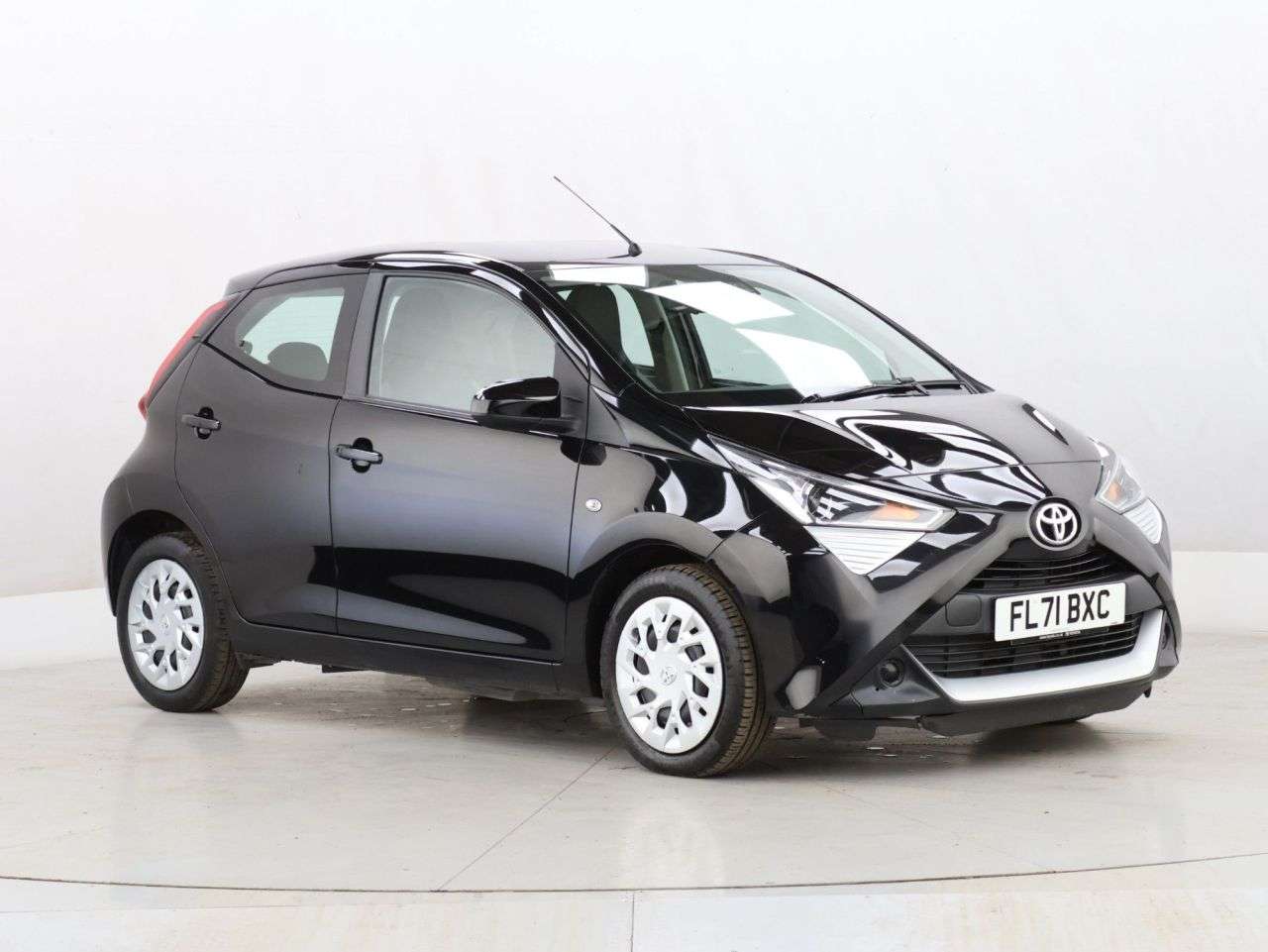 2021 TOYOTA AYGO 2021 TOYOTA AYGO