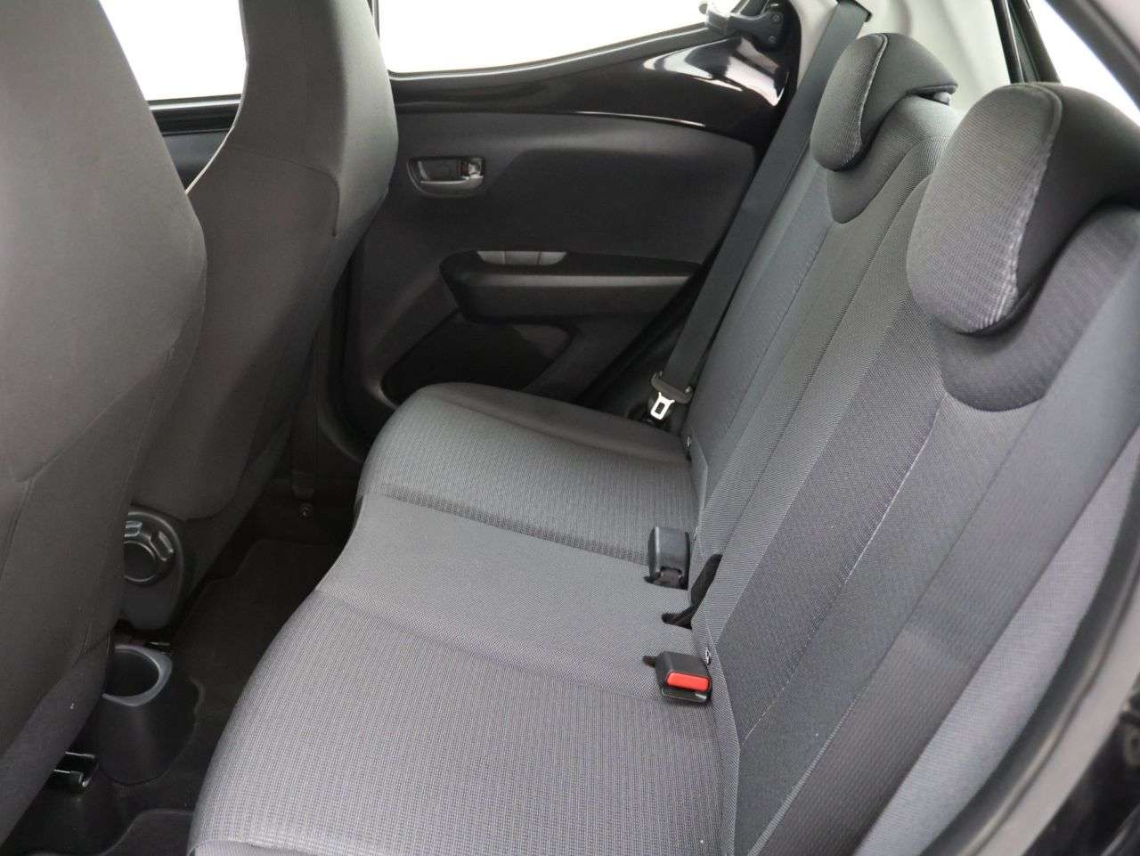 2021 TOYOTA AYGO 2021 TOYOTA AYGO