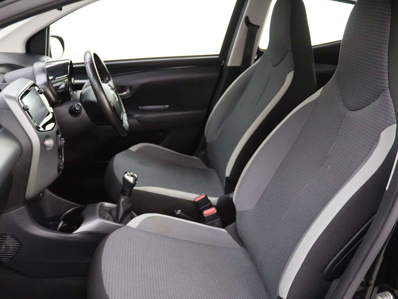 2021 TOYOTA AYGO 2021 TOYOTA AYGO