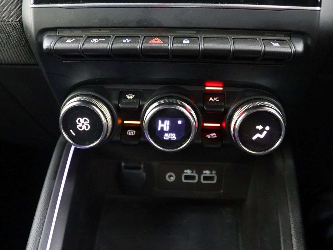 2024 RENAULT CLIO 2024 RENAULT CLIO