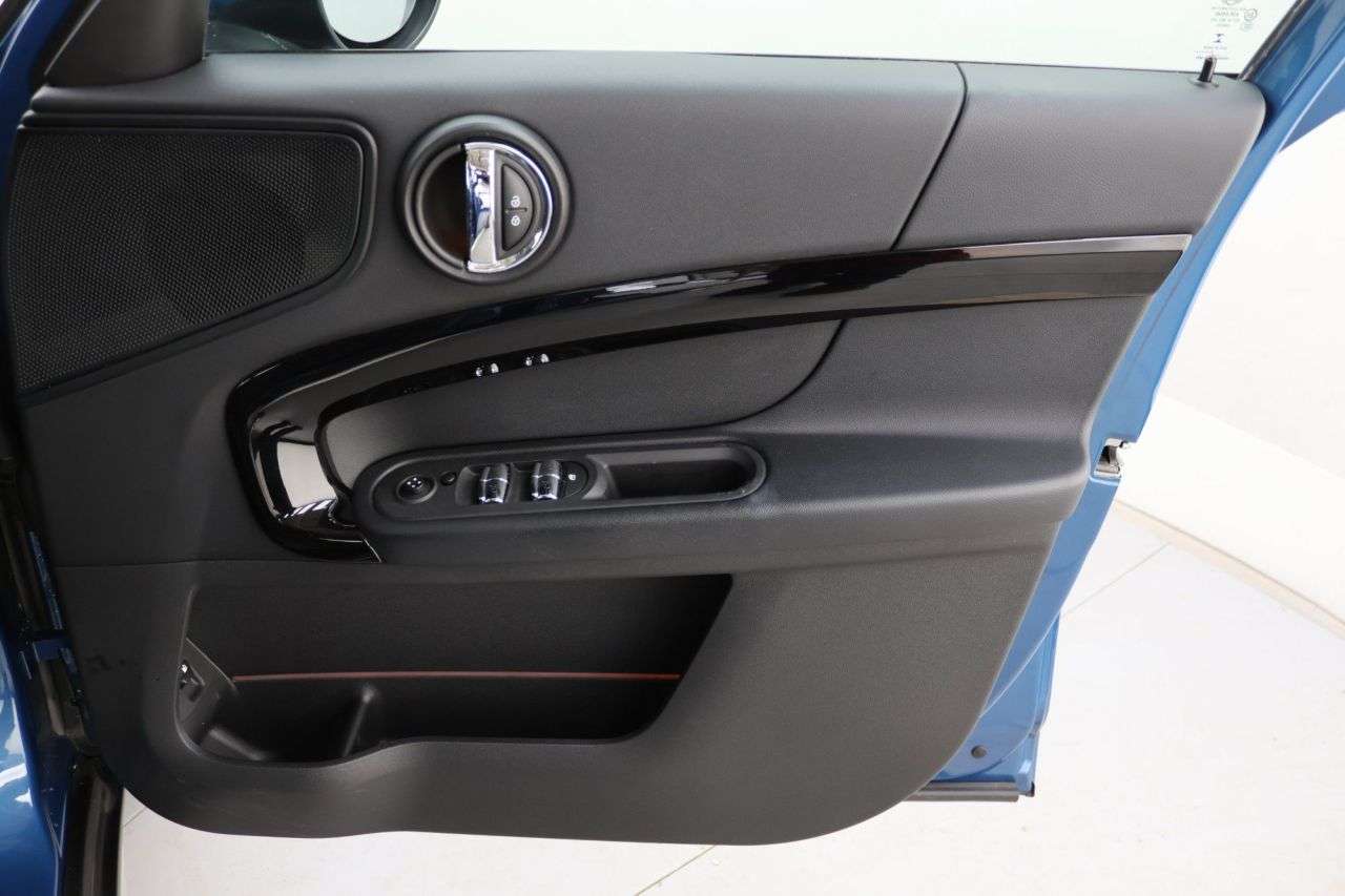 2021 MINI COUNTRYMAN 2021 MINI COUNTRYMAN