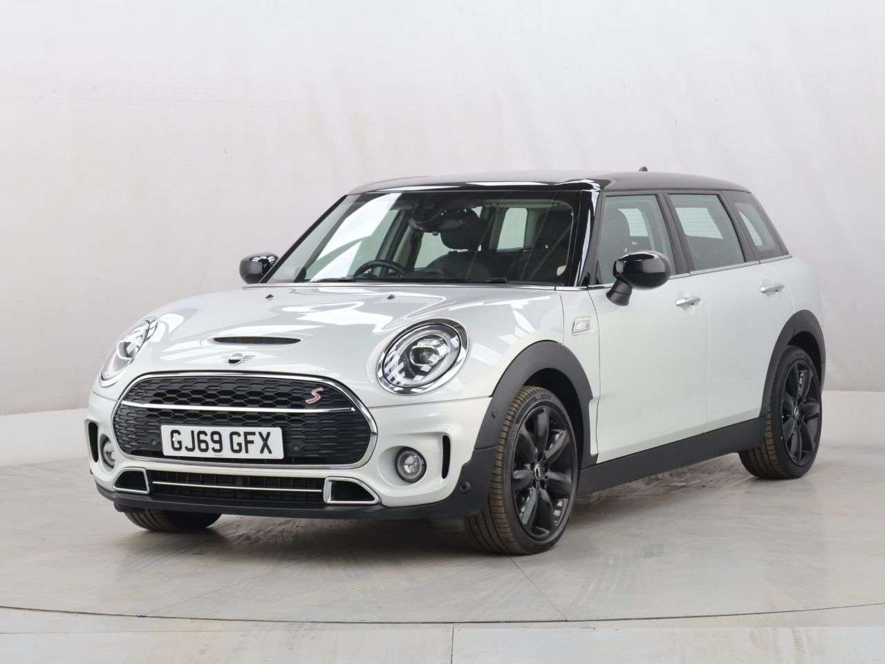 2019 MINI CLUBMAN 2019 MINI CLUBMAN