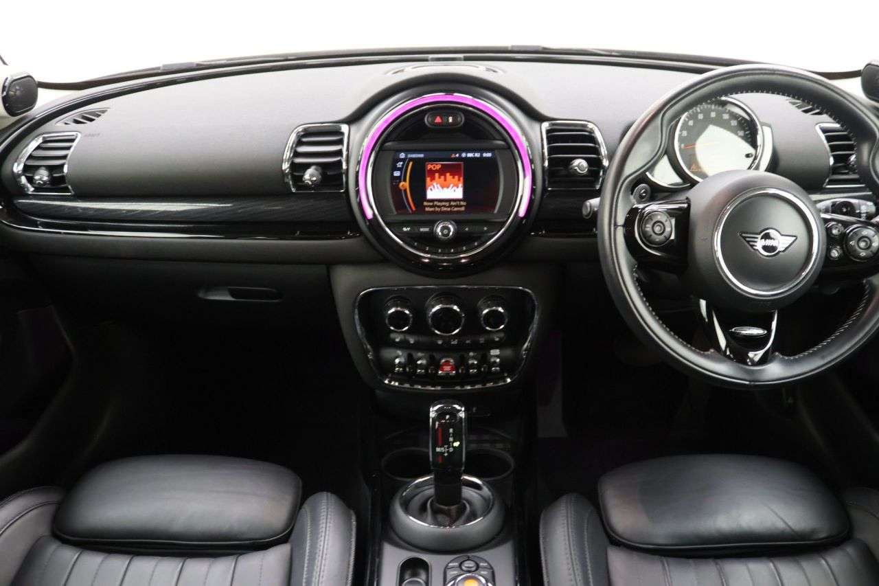 2019 MINI CLUBMAN 2019 MINI CLUBMAN