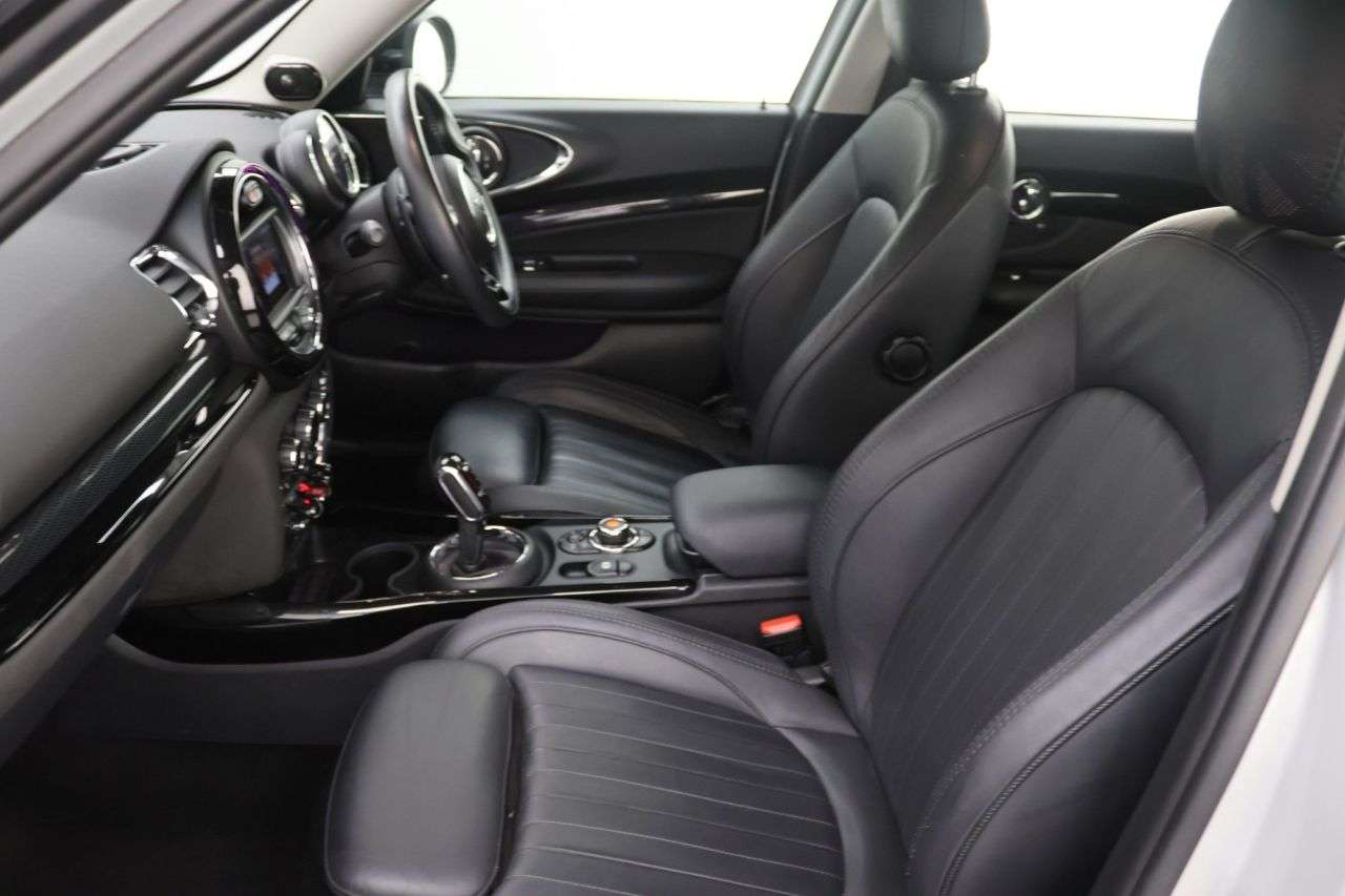 2019 MINI CLUBMAN 2019 MINI CLUBMAN