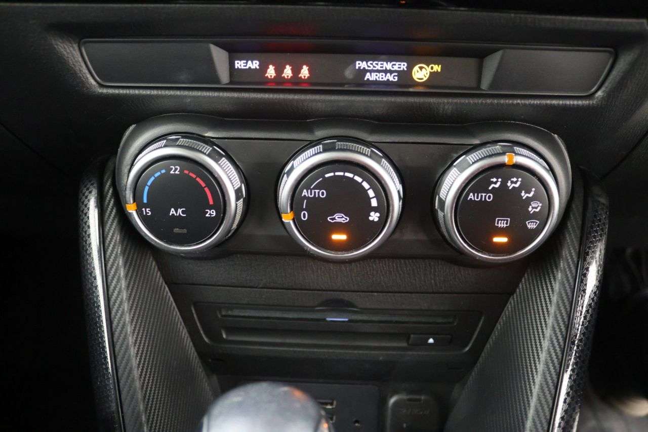 2019 MAZDA MAZDA2 2019 MAZDA MAZDA2