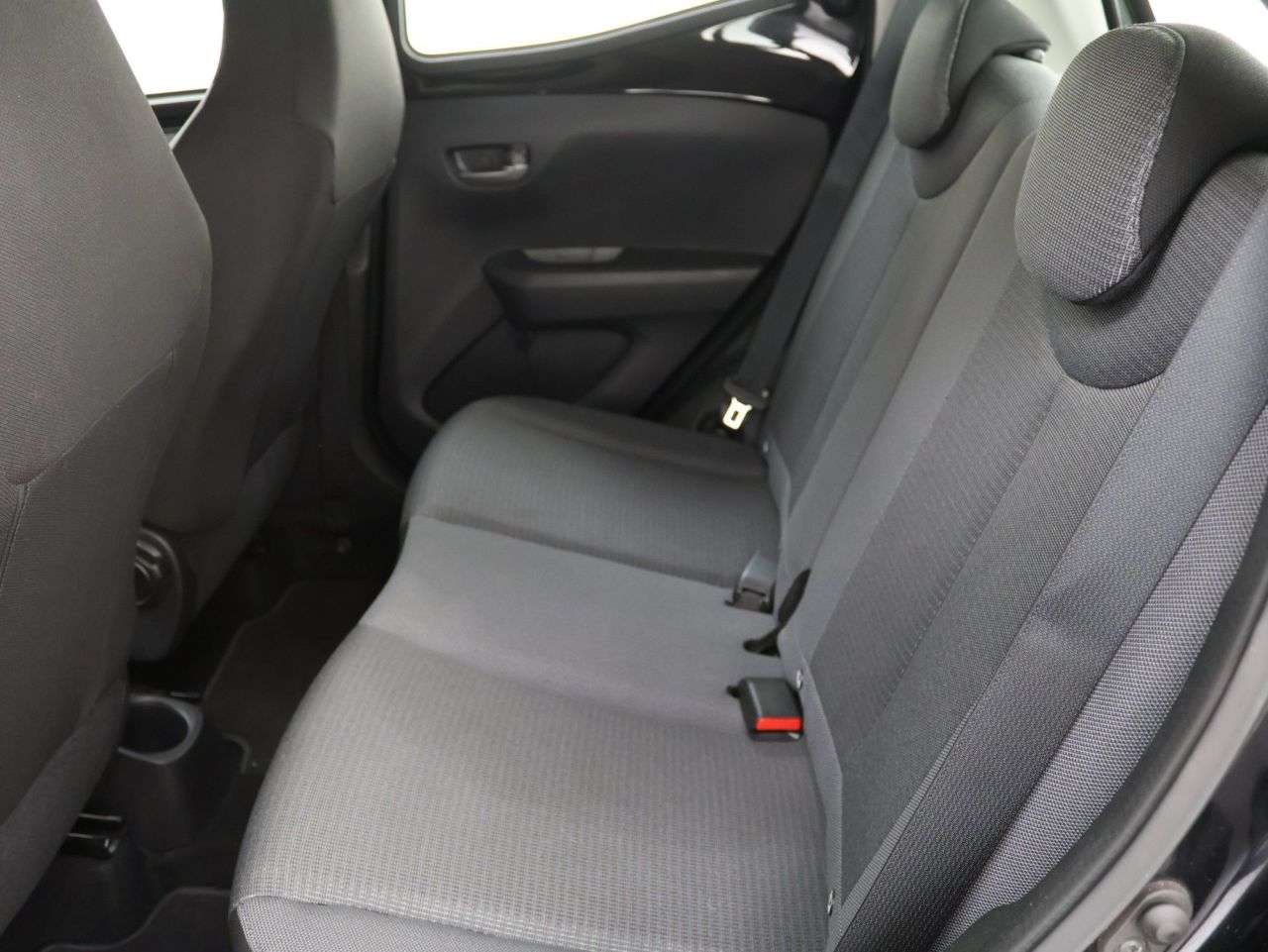 2021 TOYOTA AYGO 2021 TOYOTA AYGO