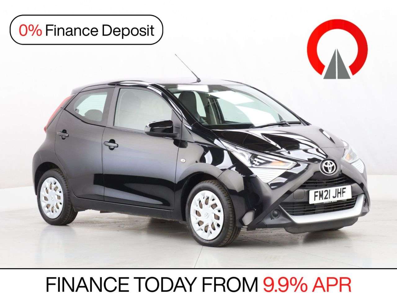 A 2021 TOYOTA AYGO 1.0 VVT-i x-play Hatchback 5dr Petrol Manual Euro 6 (s/s) (71 ps) A 2021 TOYOTA AYGO 1.0 VVT-i x-play Hatchback 5dr Petrol Manual Euro 6 (s/s) (71 ps)