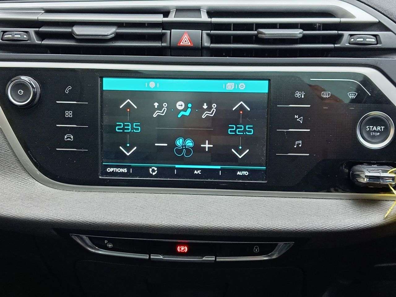 2022 CITROEN GRAND C4 SPACETOURER 2022 CITROEN GRAND C4 SPACETOURER