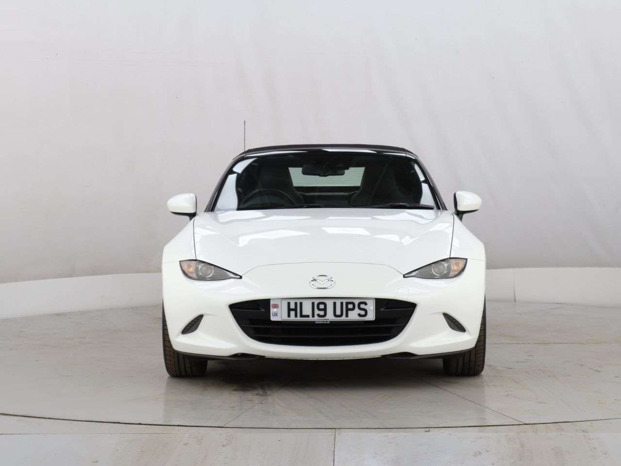 2019 MAZDA MX-5 2019 MAZDA MX-5