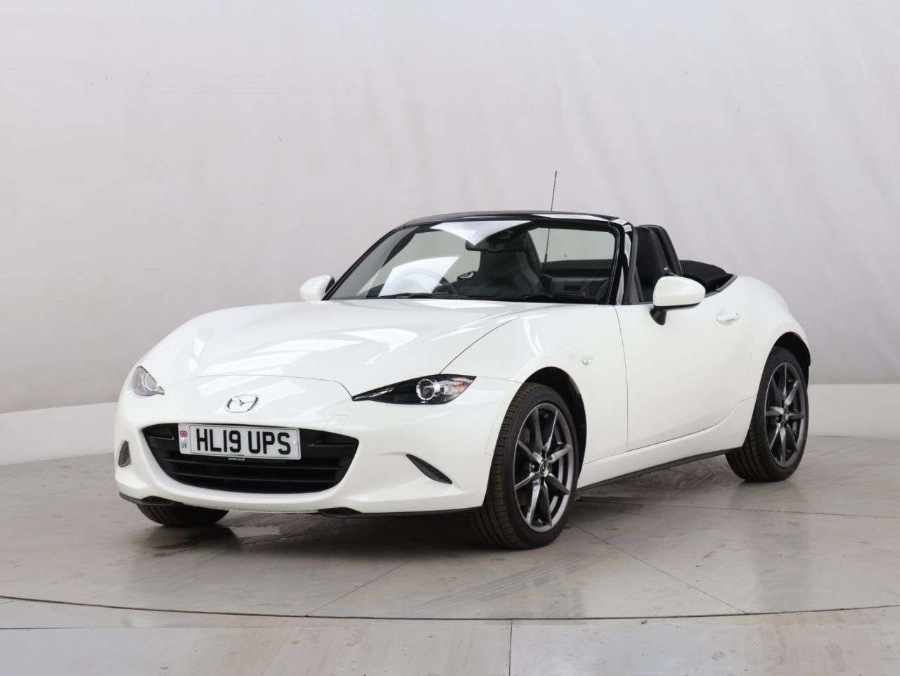 2019 MAZDA MX-5 2019 MAZDA MX-5
