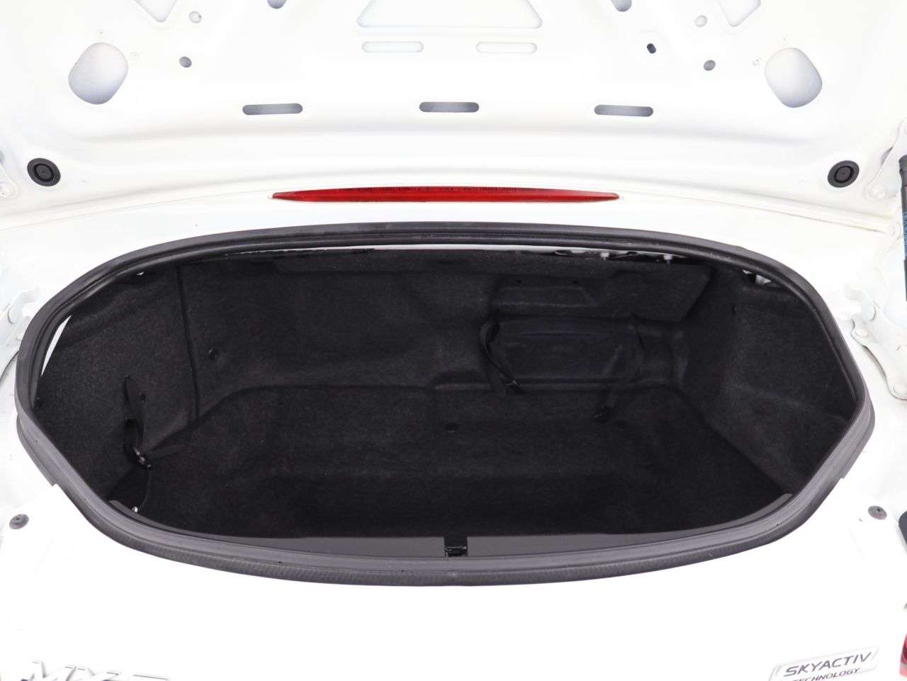 2019 MAZDA MX-5 2019 MAZDA MX-5