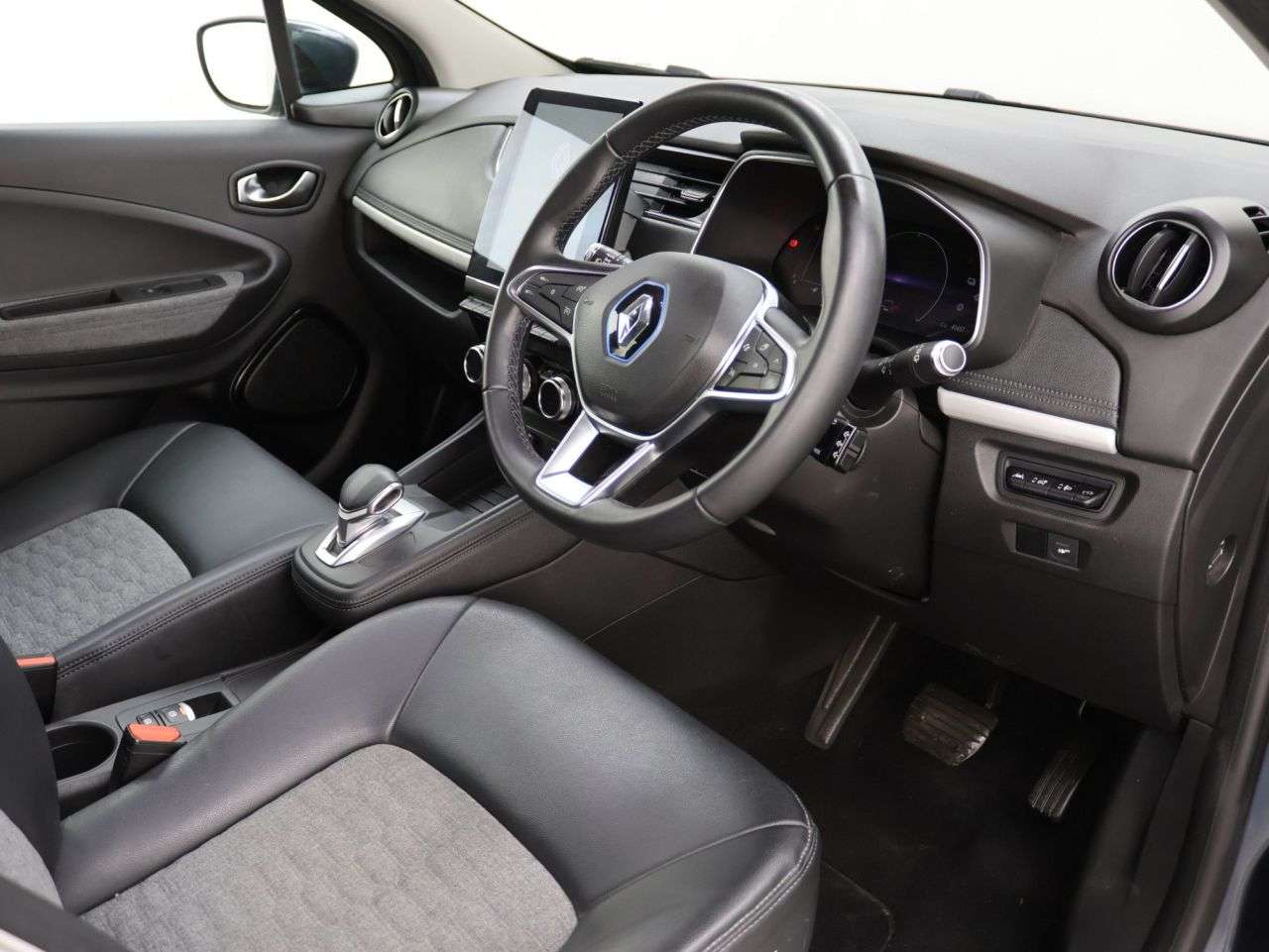 2020 RENAULT ZOE 2020 RENAULT ZOE