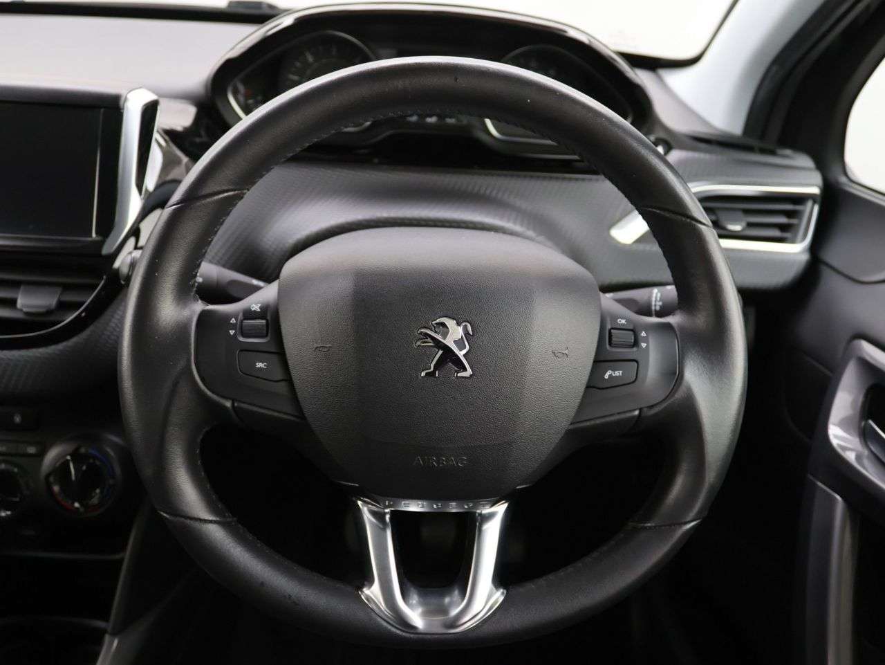 2018 PEUGEOT 2008 2018 PEUGEOT 2008