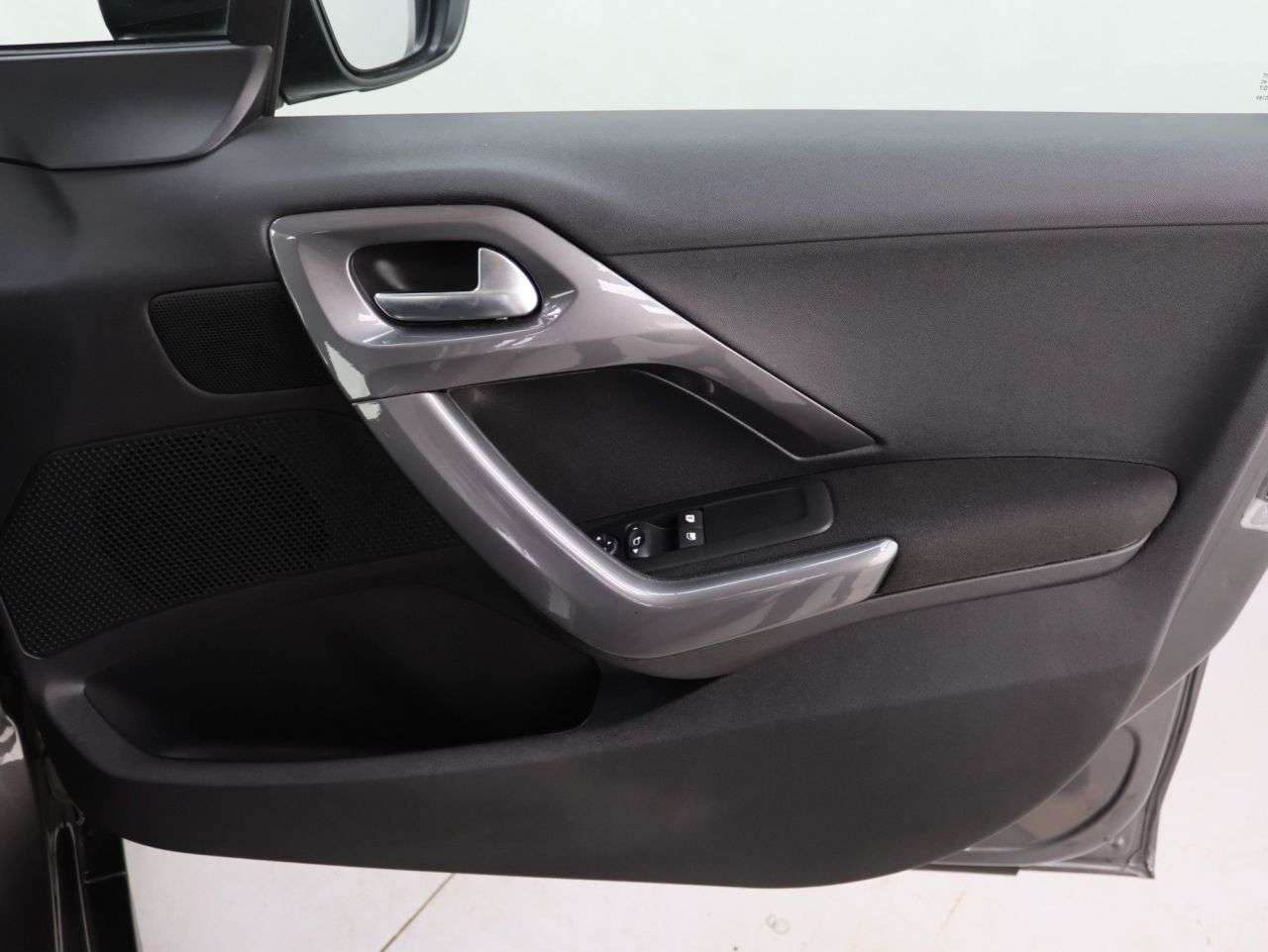 2018 PEUGEOT 2008 2018 PEUGEOT 2008