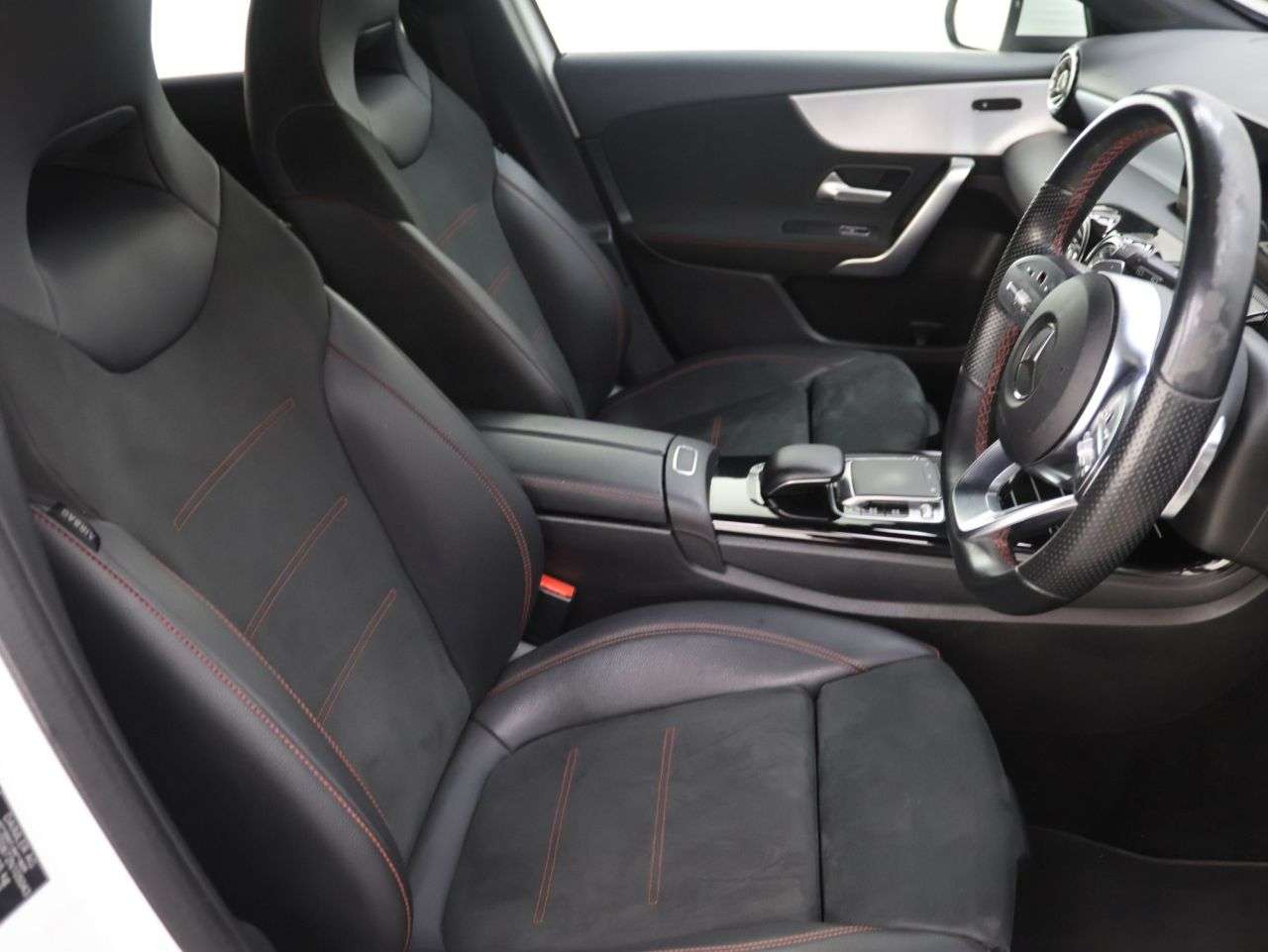 2019 MERCEDES-BENZ A CLASS 2019 MERCEDES-BENZ A CLASS