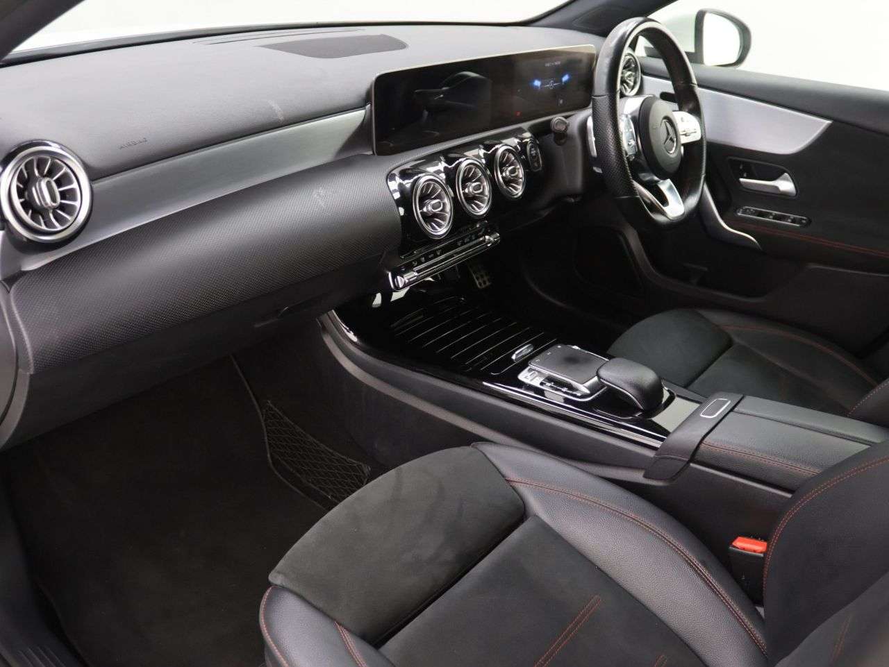 2019 MERCEDES-BENZ A CLASS 2019 MERCEDES-BENZ A CLASS