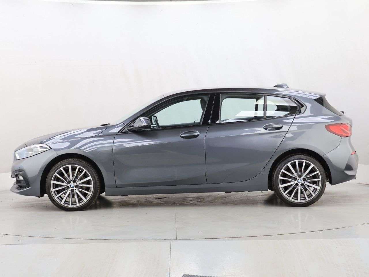 2021 BMW 1 SERIES 2021 BMW 1 SERIES