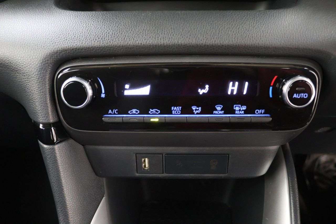 2023 TOYOTA YARIS 2023 TOYOTA YARIS