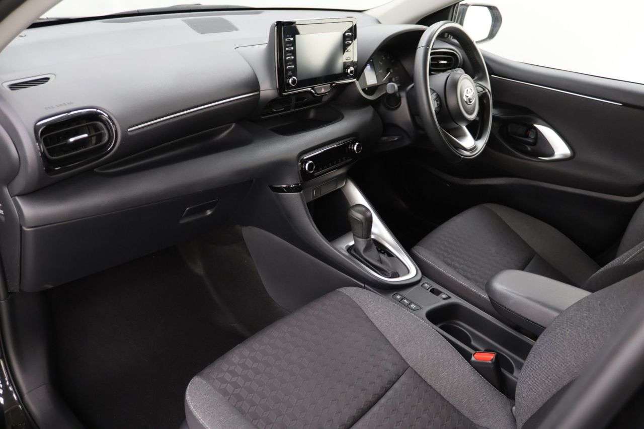 2023 TOYOTA YARIS 2023 TOYOTA YARIS