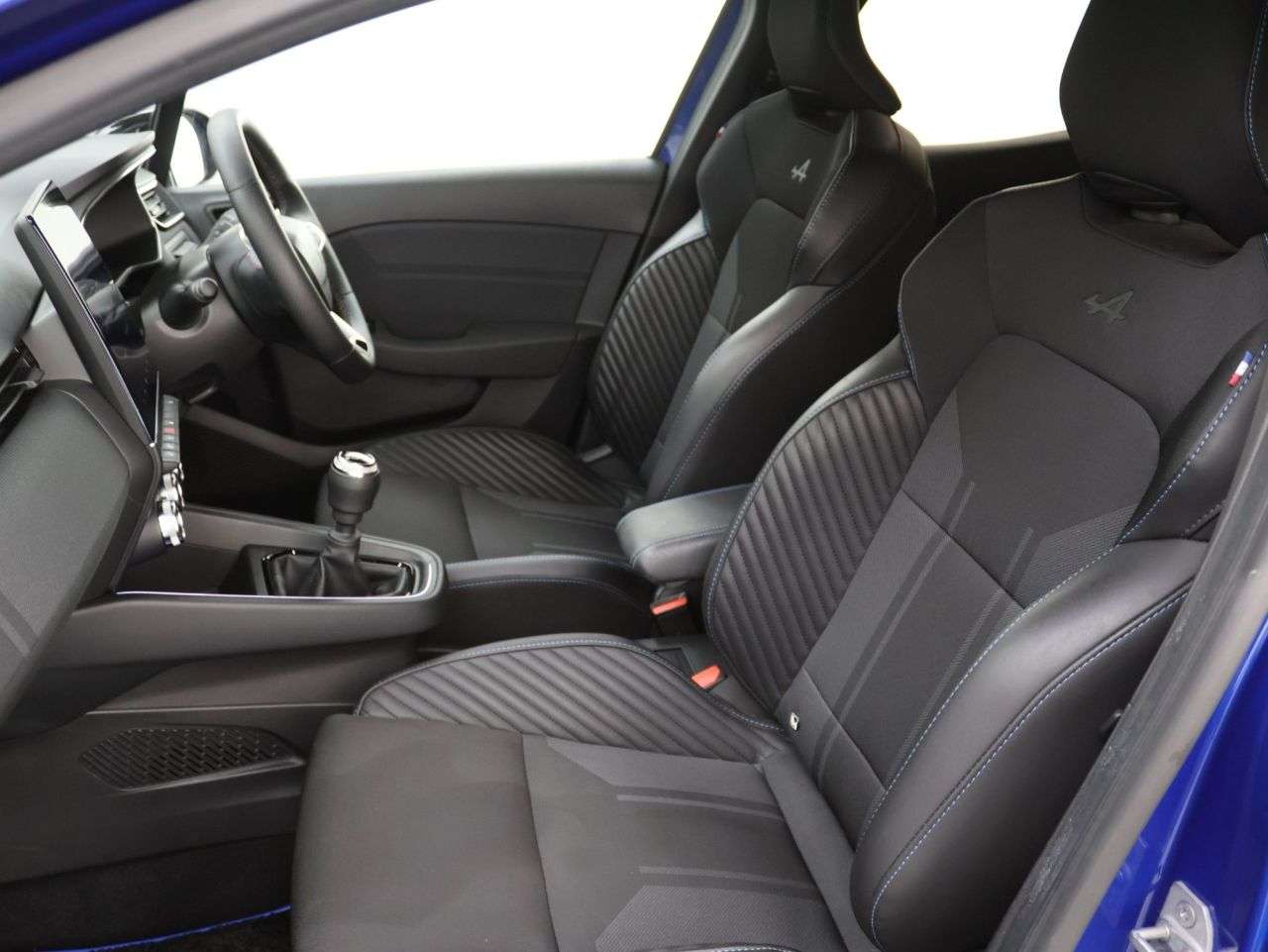 2024 RENAULT CLIO 2024 RENAULT CLIO