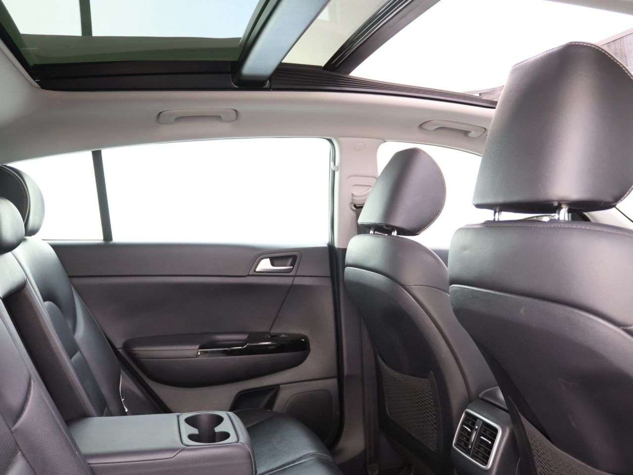 2017 KIA SPORTAGE 2017 KIA SPORTAGE