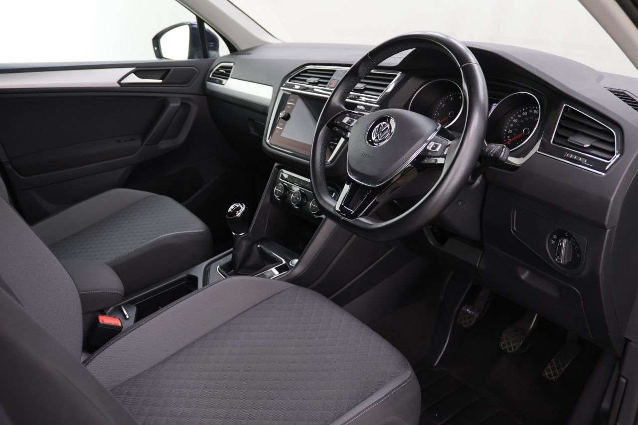 2019 VOLKSWAGEN TIGUAN 2019 VOLKSWAGEN TIGUAN