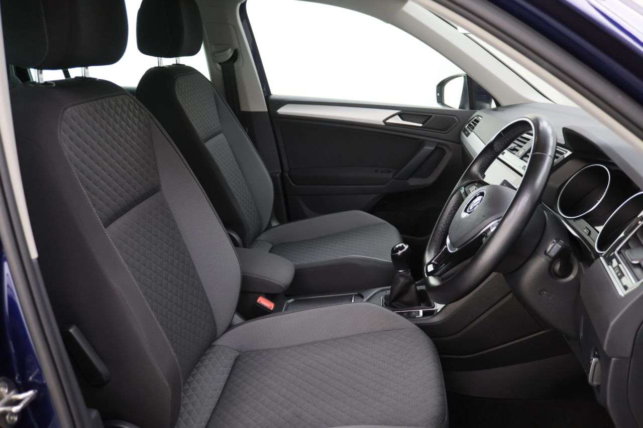 2019 VOLKSWAGEN TIGUAN 2019 VOLKSWAGEN TIGUAN