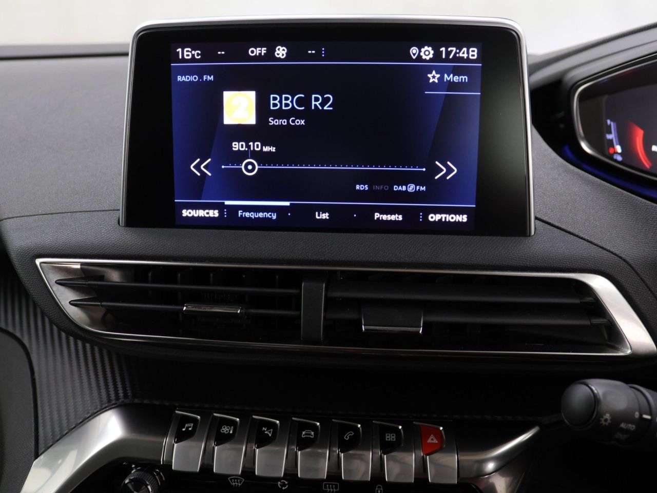 2019 PEUGEOT 5008 2019 PEUGEOT 5008